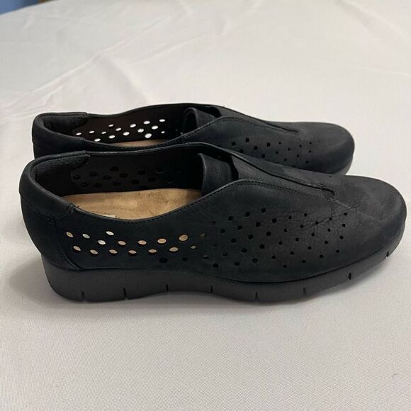 Clarks artisan Daelyn Summit Black Nubuck Comfort Shoe Size 8 - Picture 1 of 12
